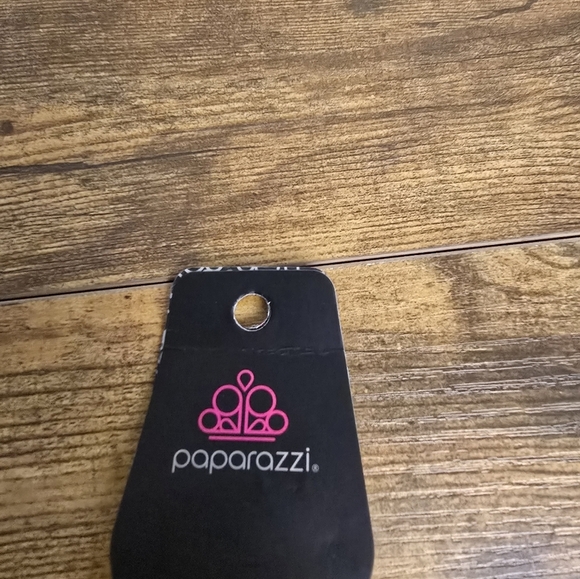 New Paparazzi Crystal Beaded Stretchy Bracelet with Tassel - Picture 2 of 5